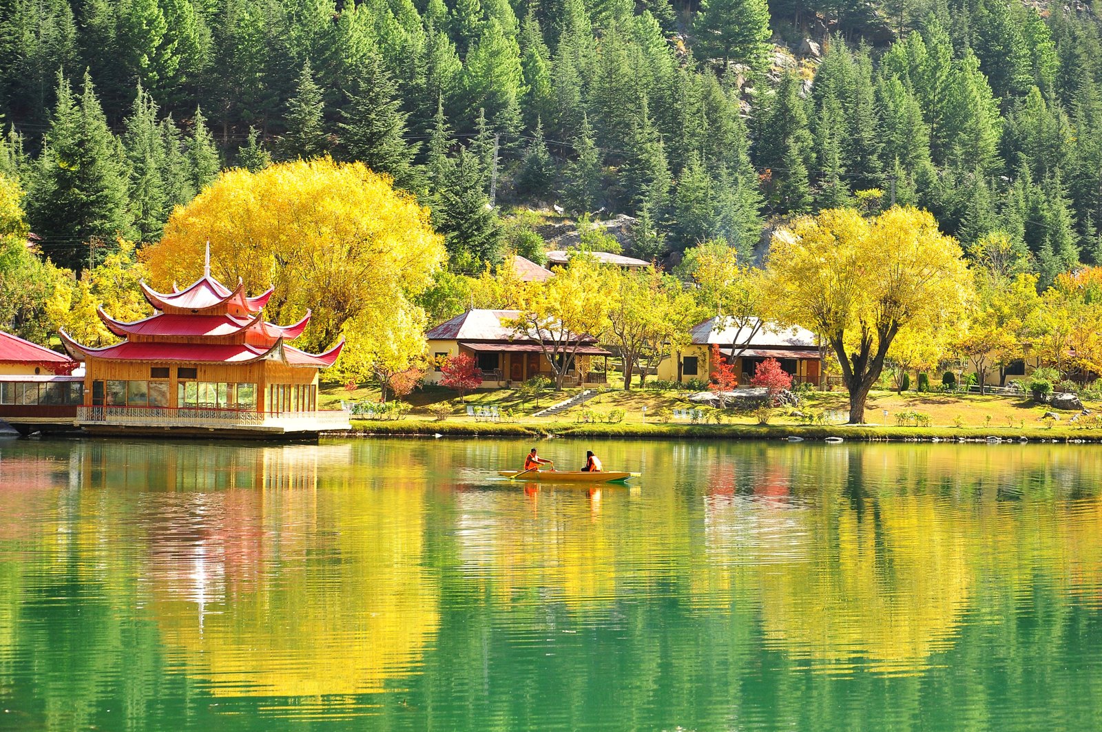 Hunza Skardu By Air Tour