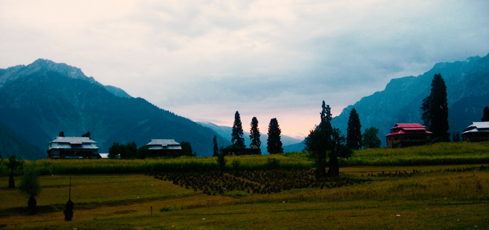 Neelum Valley Luxury Honeymoon Trip
