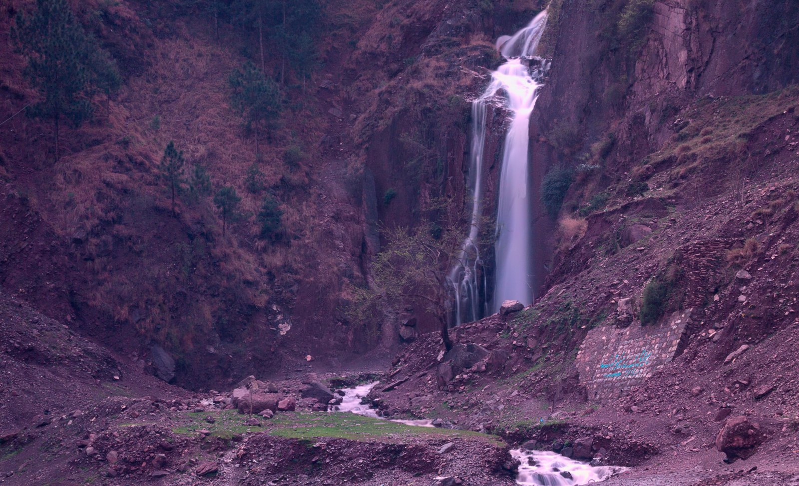 6 Days Neelum Valley Tour Package